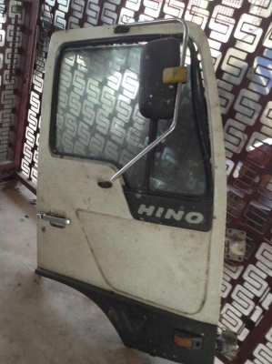 ขายประตูขวา HINO สิงห์ไฮเทค ISUZU NPR และประตูอื่นๆ (ติดต่อโชกุล-ศุภากร 081-4252943)