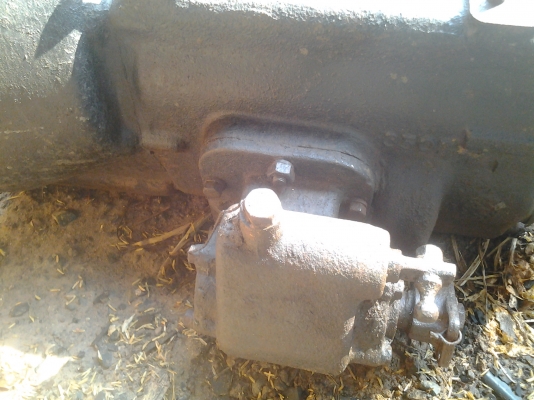 ขายตามสภาพเกียร์อีซูซุสีล้อกลางมีเฟืองวินข้างเกียร์ ขายตามสภาพเกียร์อีซูซุสีล้อกลางมีเฟืองวินข้างเกียร์