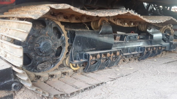 ขายรถเกี่ยวข้าว อมตะปี2ปี56 ใช้งานน้อยเกี่ยวนาปี เดิมสวย ไม่ช้ำ เครื่อง มิตซู270เทอร์โบ ตัวเดิน12ปั๊ม23 ไดกิ้น สภาพพร้อมลงเกี่ยวลุยงาน