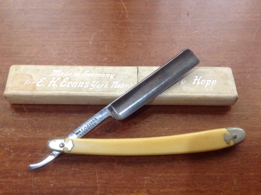 ขายมีดโกนโบราณ WHITE HOPE E.H.EVANS YORK NEBR.