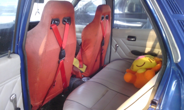 ขาย Datsun Bluebird PJ 810 35000 บาท ขาย Datsun Bluebird PJ 810 35000 บาท