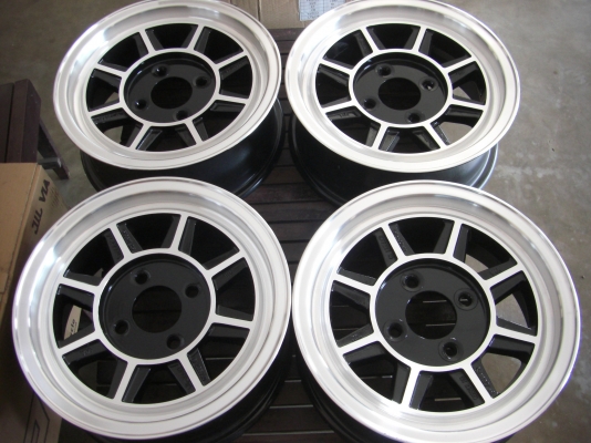 ฮายาชิ ขอบ 14"