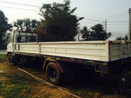 ขายรถบรรทุก6ล้อ ยาว 7เมตร