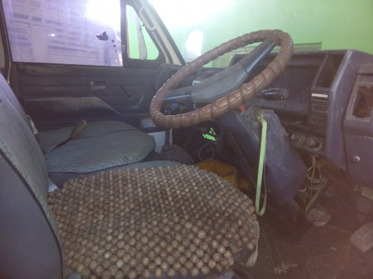 (มัดจำแล้วค่ะ จาก สงขลา 20000)รถหกล้อ อีซูสุ NKR.110 แรงม้า ปี -38 พร้อมใช้ เล่มพร้อม.. (มัดจำแล้วค่ะ จาก สงขลา 20000)รถหกล้อ อีซูสุ NKR.110 แรงม้า ปี -38 พร้อมใช้ เล่มพร้อม..