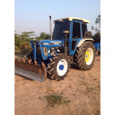 รถไถฟอร์ด 2 เพลา 6610 2. เพลาสภาพเดิม ฯ พร้อมใช้ครับ รถไถฟอร์ด 2 เพลา 6610 2. เพลาสภาพเดิม ฯ พร้อมใช้ครับ