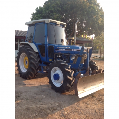 รถไถฟอร์ด 2 เพลา 6610  2. เพลาสภาพเดิม ฯ พร้อมใช้ครับ