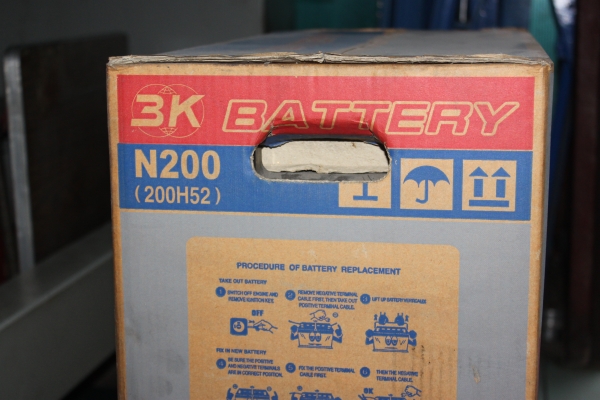 แบตเตอร์รี่3Kขนาด12โวลต์ 200 แอมป์ (ของใหม่)