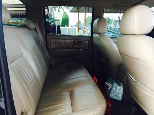 TOYOTA VIGO 4ประตู Prerunner 3.0 รุ่น G ปี 2009 M/T