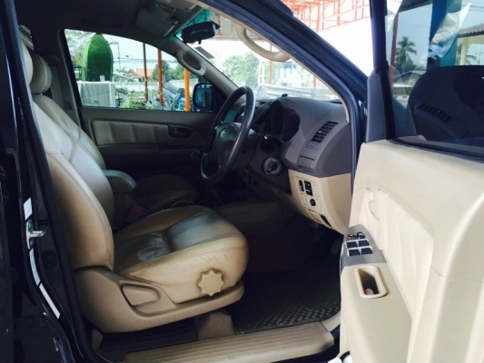 TOYOTA VIGO 4ประตู Prerunner 3.0 รุ่น G ปี 2009 M/T