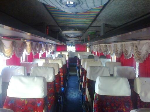 นิสสัน 12เมตร เครื่องมิตซู6 ดี22_  290แรง  เบรคหน้าแห้งหลังนำ้   ราคา450000บาท