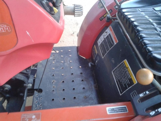 รถไถ่krt14แรงอุปกรณ์ตัวดันหน้าผาล3ล้อเหล็ก คราด รถใช้งาน700กว่าชั่วโมง รถไถ่krt14แรงอุปกรณ์ตัวดันหน้าผาล3ล้อเหล็ก คราด รถใช้งาน700กว่าชั่วโมง