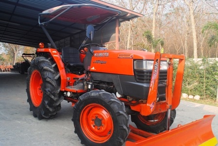 ขายรถไถ Kubota L 4508 DI (4WD) พร้อมดันหน้า+โรตารีช้าง1.8ม. ขายรถไถ Kubota L 4508 DI (4WD) พร้อมดันหน้า+โรตารีช้าง1.8ม.