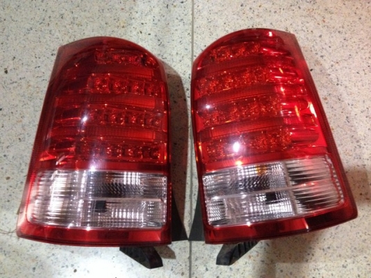 ไฟท้าย TOYOTA WISH เเท้ตัว2ของเก่าญี่ปุ่นสภาพสวย