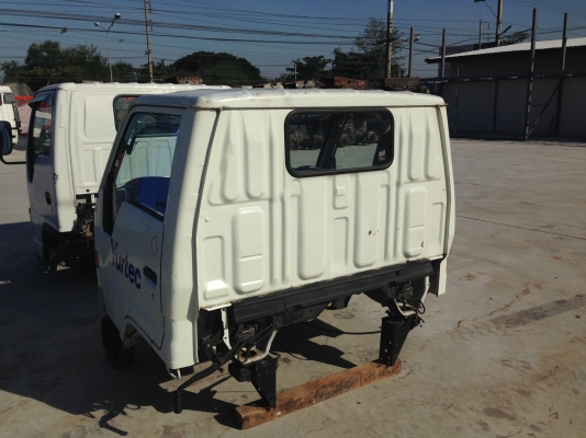 หัวเก๋ง TOYOTA DYNA ตาหวาน