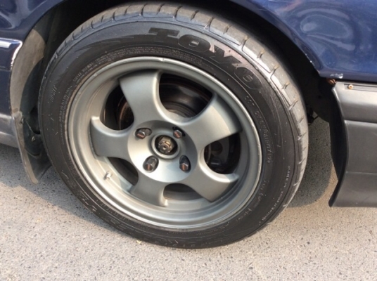 ขายรถฮุนได อีลันต้าปี92 เครื่อง 1.6 หัวฉีด 16valve เกียร์ออโต้ ติดแก๊ส LPG เพาเวอร์ ไฟฟ้า ภายในสวยเดิมเบาะสวยไม่มีขาด แอร์เย็นฉ่ำ พวงมาลัยnardy ตัวถังเดิมสีเงามีริ้วรอย แม็ก15"น๊อตล้อซิ่ง เครื่องแน่นเกียร์เปลี่ยนนิ่มดี ค้ำโช๊คcusco รถขับดีครับ พร้อมใ ขายรถฮุนได อีลันต้าปี92 เครื่อง 1.6 หัวฉีด 16valve เกียร์ออโต้ ติดแก๊ส LPG เพาเวอร์ ไฟฟ้า ภายในสวยเดิมเบาะสวยไม่มีขาด แอร์เย็นฉ่ำ พวงมาลัยnardy ตัวถังเดิมสีเงามีริ้วรอย แม็ก15"น๊อตล้อซิ่ง เครื่องแน่นเกียร์เปลี่ยนนิ่มดี ค้ำโช๊คcusco รถขับดีครับ พร้อมใ