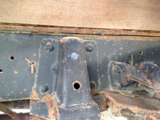 ขายNPR115เครื่องดี คัทซีสวย ช่วงล่างFหน้าFหลังยาว4.3เมตร สภาพพร้อมใช้