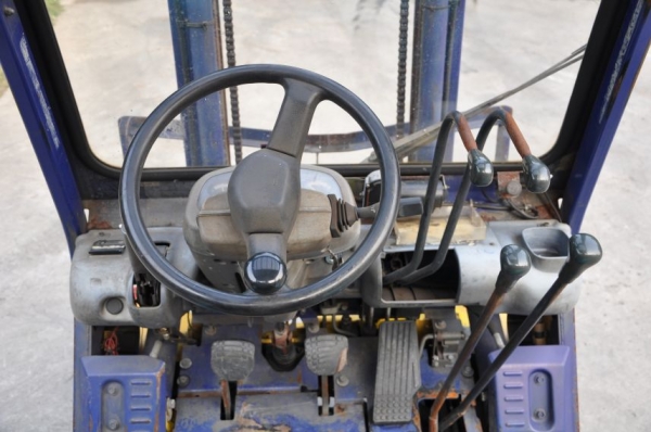ขายFORKLIFT KOMATSU FG15-20 (1.5ตัน)สวยเดิมจากญี่ปุ่น ยังไม่เคยใช้ในไทย 135,000เท่านั้น!!