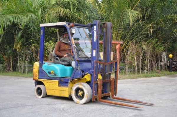 ขายFORKLIFT KOMATSU FG15-20 (1.5ตัน)สวยเดิมจากญี่ปุ่น ยังไม่เคยใช้ในไทย 135,000เท่านั้น!!