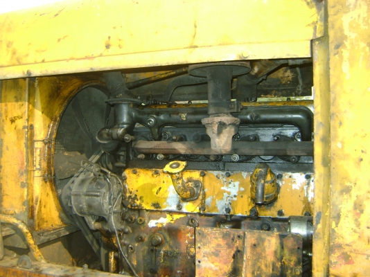 รถJH 63  สภาพ ใช้งานได้ดี แขนสั้น  ราคา 300,000 บาท