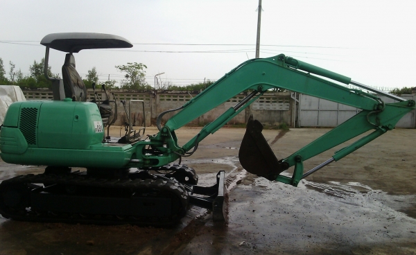 ขายKomatsu pc 40-7 นำเข้า