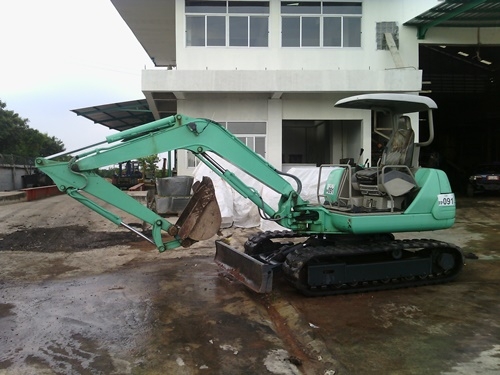 ขายKomatsu pc 40-7 นำเข้า