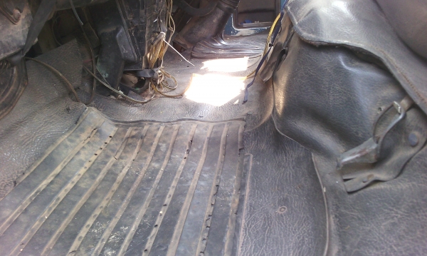 ขายรถ6ล้อNPR59LLเครือง115แรงบรรทุกนํ้า7000ลิตรมีเอกสาร