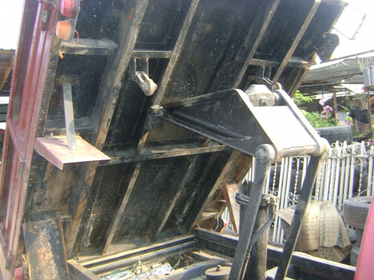 ดั้มพ์ ไมตี้ ราคา 115,000 บาท ดั้มพ์ ไมตี้ ราคา 115,000 บาท