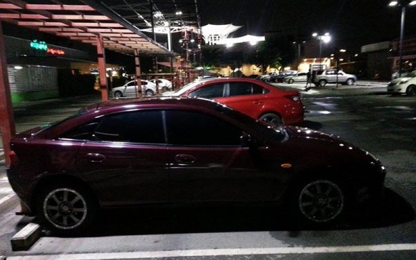 ขาย Mazda ตาหยี่ รถใช้งานเองสวยสมบูรณ์