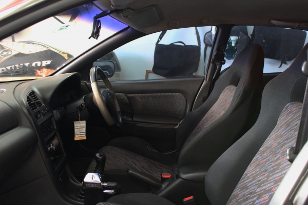 ขาย Mazda ตาหยี่ รถใช้งานเองสวยสมบูรณ์