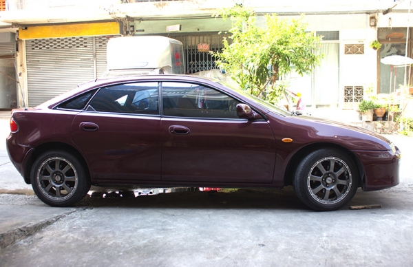 ขาย Mazda ตาหยี่ รถใช้งานเองสวยสมบูรณ์
