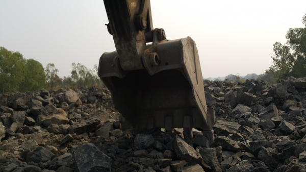 ขายรถแบคโฮ KOMATSU PC-300-8 มี.2 คัน สภาพใช้งาน เอกสารใบแจ้งจำหน่าย