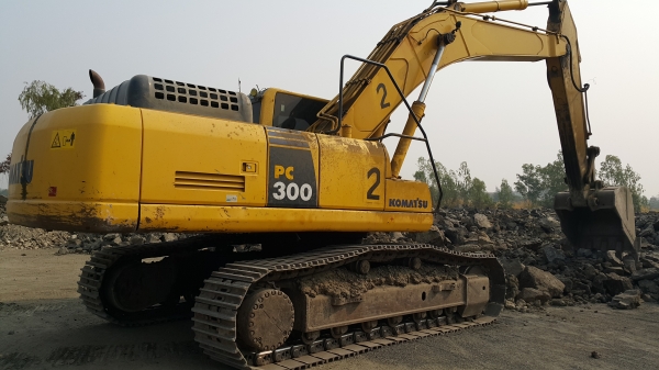ขายรถแบคโฮ KOMATSU PC-300-8 มี.2 คัน สภาพใช้งาน เอกสารใบแจ้งจำหน่าย