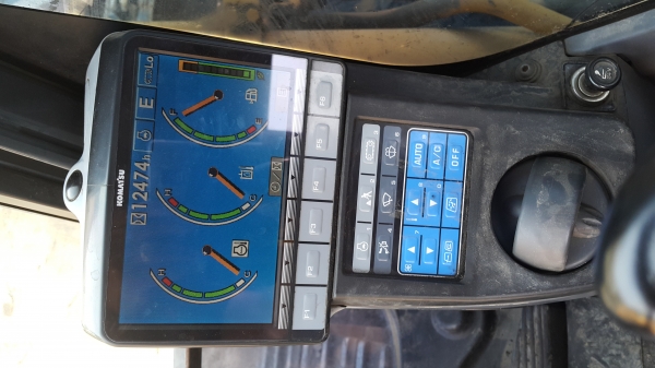 ขายรถแบคโฮ KOMATSU PC-300-8 มี.2 คัน สภาพใช้งาน เอกสารใบแจ้งจำหน่าย