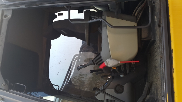 ขายรถแบคโฮ KOMATSU PC-300-8 มี.2 คัน สภาพใช้งาน เอกสารใบแจ้งจำหน่าย