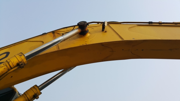 ขายรถแบคโฮ KOMATSU PC-300-8 มี.2 คัน สภาพใช้งาน เอกสารใบแจ้งจำหน่าย