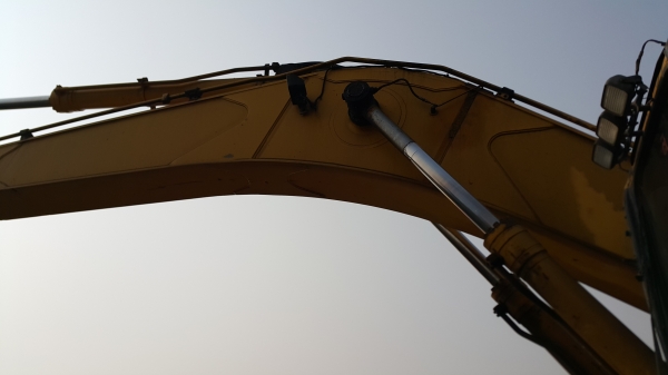 ขายรถแบคโฮ KOMATSU PC-300-8 มี.2 คัน สภาพใช้งาน เอกสารใบแจ้งจำหน่าย