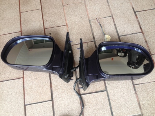 กระจกมองข้างไฟฟ้า TOYOTA GRANDVIA ของเก่าญี่ปุ่นสภาพสวย