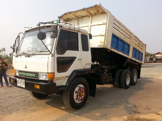 ขายดั้ม2เพลา MITSUBISHI FN527M-A เครื่อง6D17 พ.เพาเวอร์ เบรกทิฟฟี่ ภายในสวย แอร์เย็น สภาพพร้อมใช้งาน เอกสารพร้อมโอน จัดไฟแนนซ์ได้ เงื่อนไขง่ายๆวันเดียวรับรถ สนใจโทร 090-8588220คุณนะ ID:narong498 หรือ www.truck.in.th/498 หรือfb:ณรงค์ ซื้อขายรถมือสอง (เว็บไ