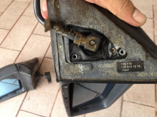 กระจกมองข้าง BENZ W126 เเท้ของเก่าญี่ปุ่นสภาพดี