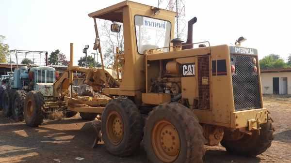 ขายด่วนรถเกรดเดอร์CAT12Gสภาพพร้อมใช้งานสุดๆโทร0843923995