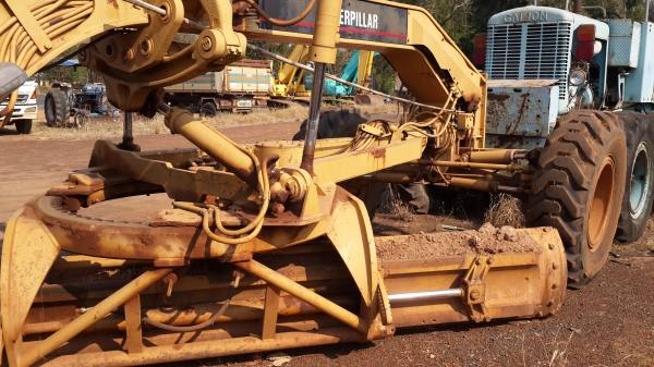 ขายด่วนรถเกรดเดอร์CAT12Gสภาพพร้อมใช้งานสุดๆโทร0843923995