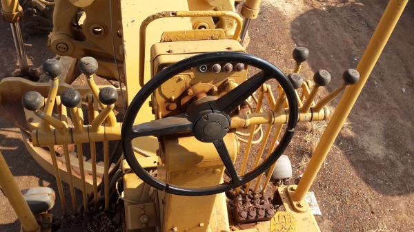 ขายด่วนรถเกรดเดอร์CAT12Gสภาพพร้อมใช้งานสุดๆโทร0843923995