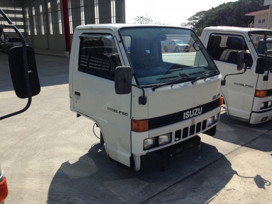 หัวเก๋ง ISUZU NKR ตาธรรมดา