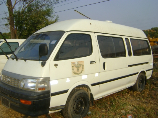 รถตู้ ปี 37 (รถประมูล ทะเบียนยังไม่มา) ราคา 200,000 บาท รถตู้ ปี 37 (รถประมูล ทะเบียนยังไม่มา) ราคา 200,000 บาท