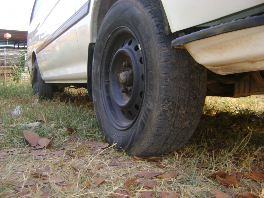 รถตู้ ปี 37 (รถประมูล ทะเบียนยังไม่มา) ราคา 200,000 บาท รถตู้ ปี 37 (รถประมูล ทะเบียนยังไม่มา) ราคา 200,000 บาท