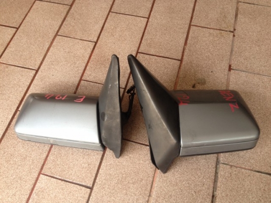 กระจกมองข้าง BENZ W124 เเท้ของเก่าญี่ปุ่นสภาพสวย