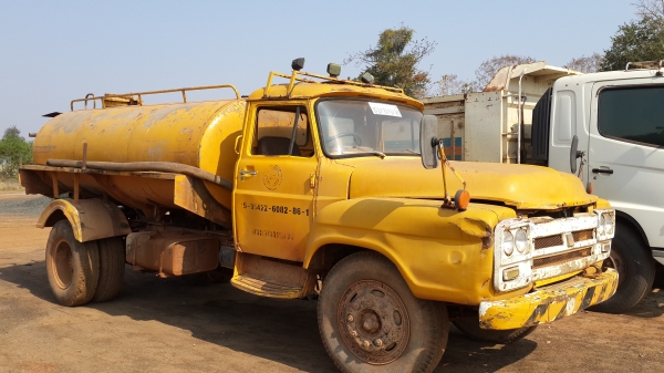 ขายด่วนหกล้อรถน้ำสภาพพร้อมใช้ราคาเบาๆโทร0843923995