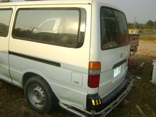 รถตู้ (รถประมูล ) ราคา 150,000 บาท รถตู้ (รถประมูล ) ราคา 150,000 บาท