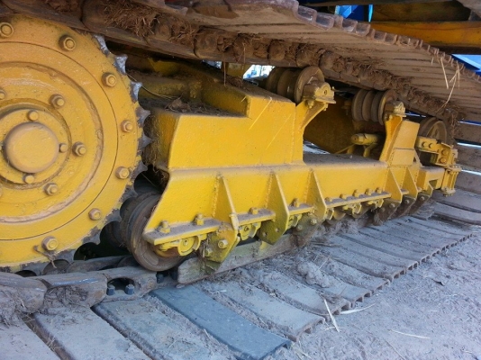 ขายรถเกี่ยวข้าวไทยเส็งรุ่นอุ้มบุญ อุ้ม2ตัน เครื่องHINO HO7D 195แรง ปั้ม23ไดกิ้น ตัวเดิน10 เครื่องดี ช่วงล่างเต็ม ทำงานขยัน เกี่ยวเร็ว พร้อมใช้งาน สนใจโทร 090-8588220คุณนะ ID:narong498 หรือ www.truck.in.th/498 หรือfb:ณรงค์ ซื้อขายรถมือสอง (เว็บไซต์ส่วนตัว)