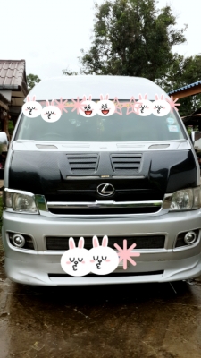 รถตู้ toyota commuter แต่ง VIP  680,000